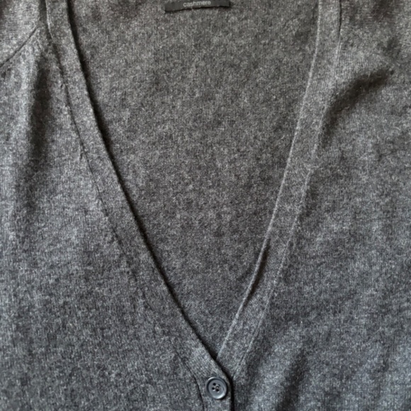 Saks Fifth Avenue 100% cashmere gray cardigan - Picture 3 of 6